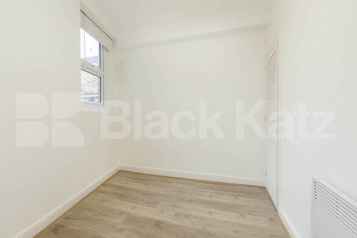 Recently Refurbished Apartment High Road, Willesden 
